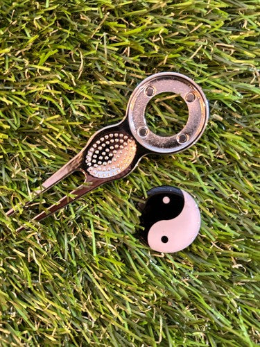 Ying Yang METAL GOLF BALL MARKER AND PITCH REPAIR TOOL
