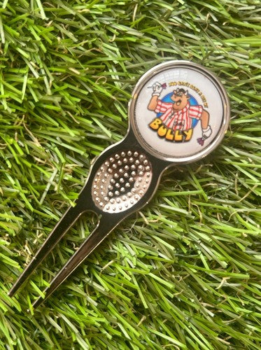 BULLSEYE - LOOK WHAT YOU COULD HAVE WON GOLF BALL MARKER AND PITCH REP