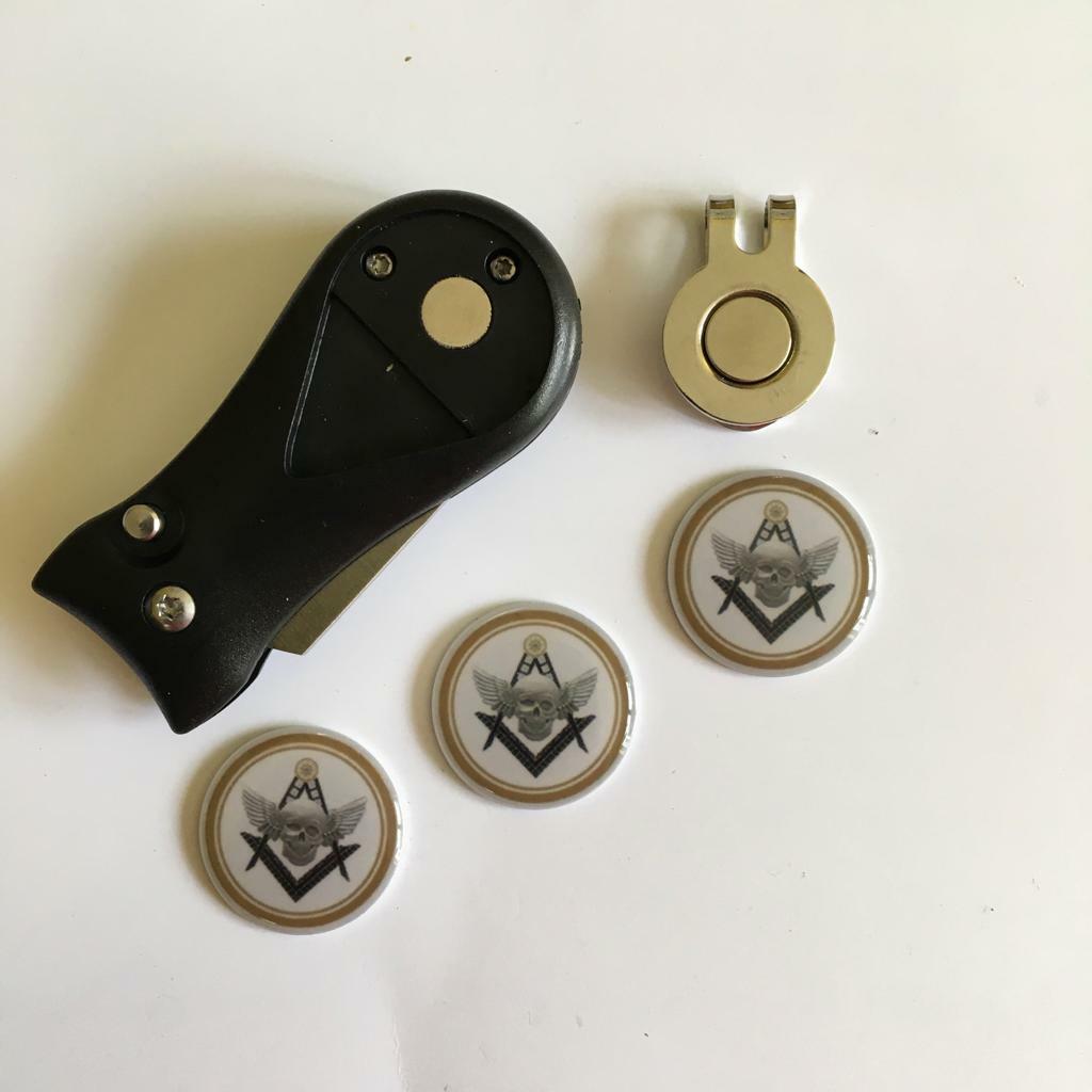 Golf Pitchfork Magnetic Hat Clip With 3 Masonic Skull Markers