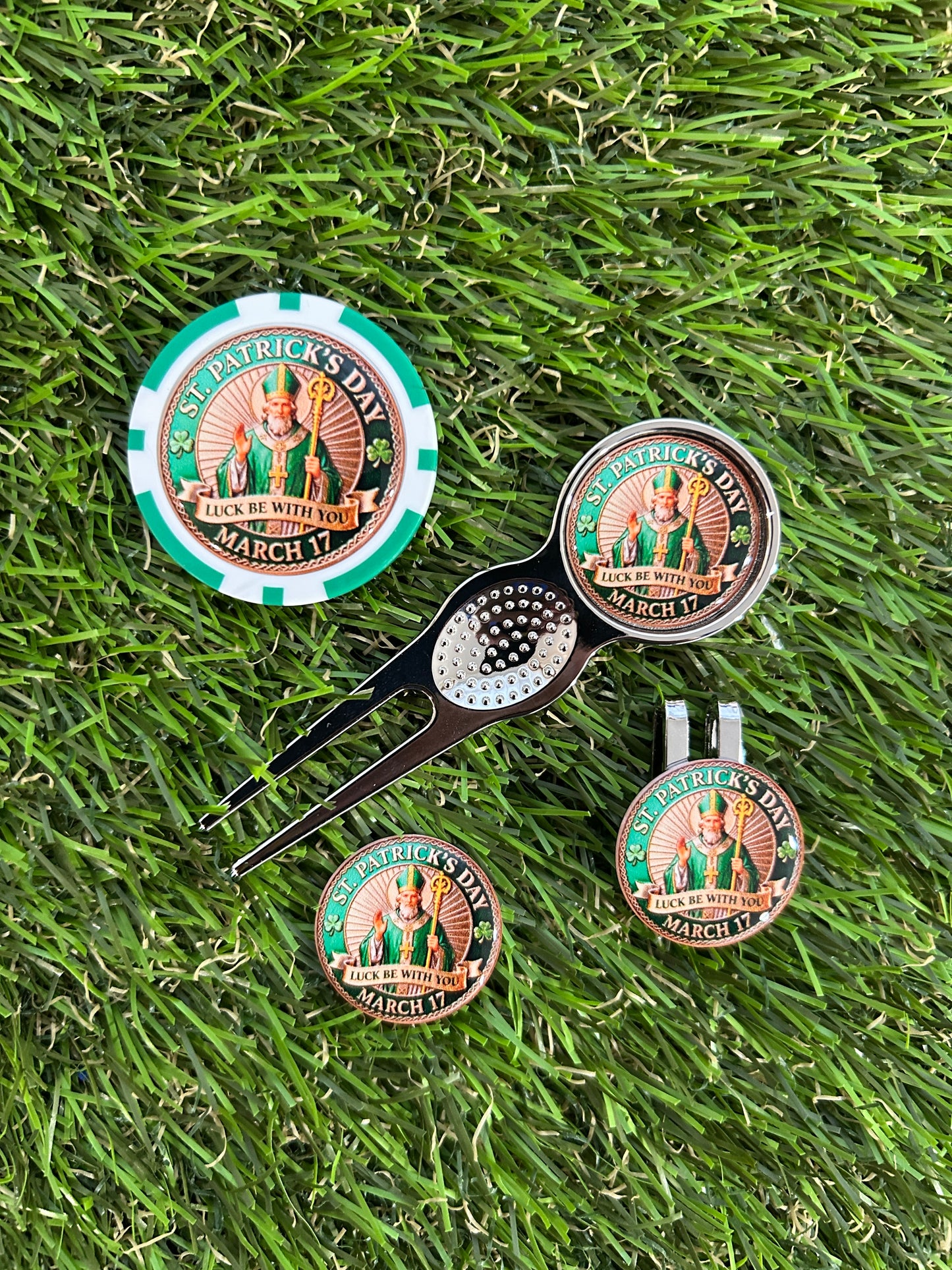 St Patrick’s Day Traditional metal pitchfork Combo Set with Poker Chip